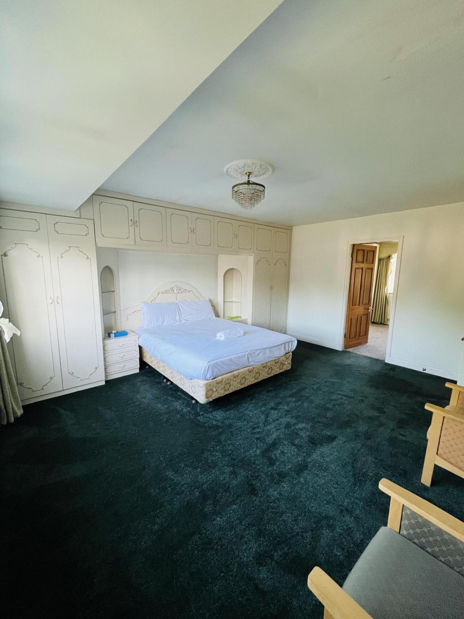 Unwind In Comfort At Cosy Caradus Free Parking Birmingham Eksteriør bilde