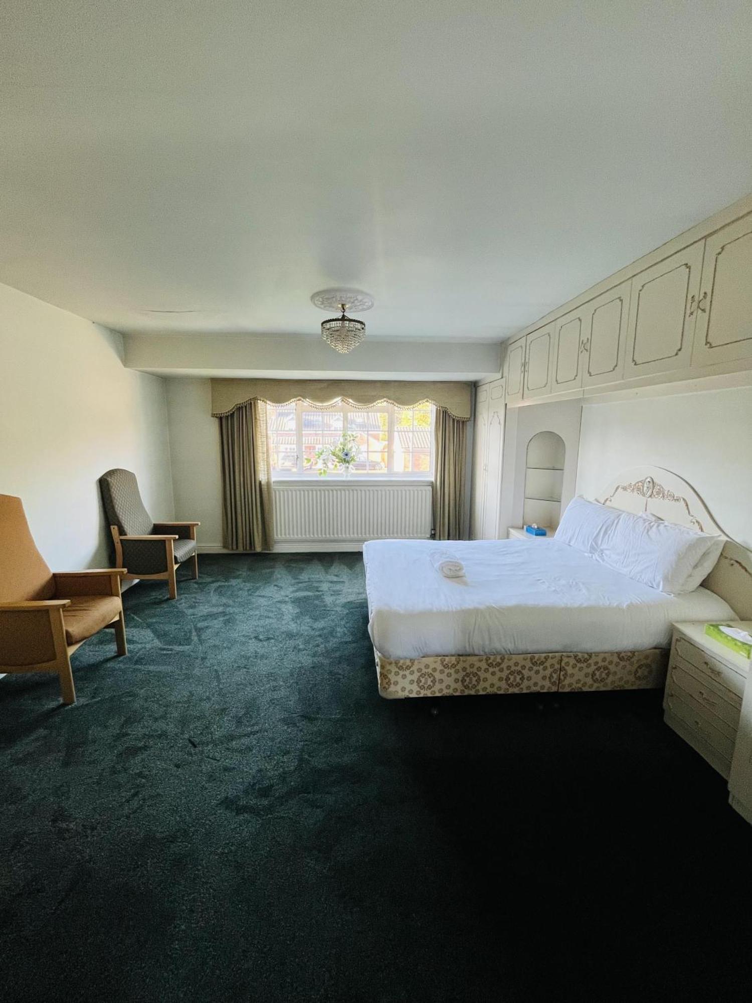 Unwind In Comfort At Cosy Caradus Free Parking Birmingham Eksteriør bilde