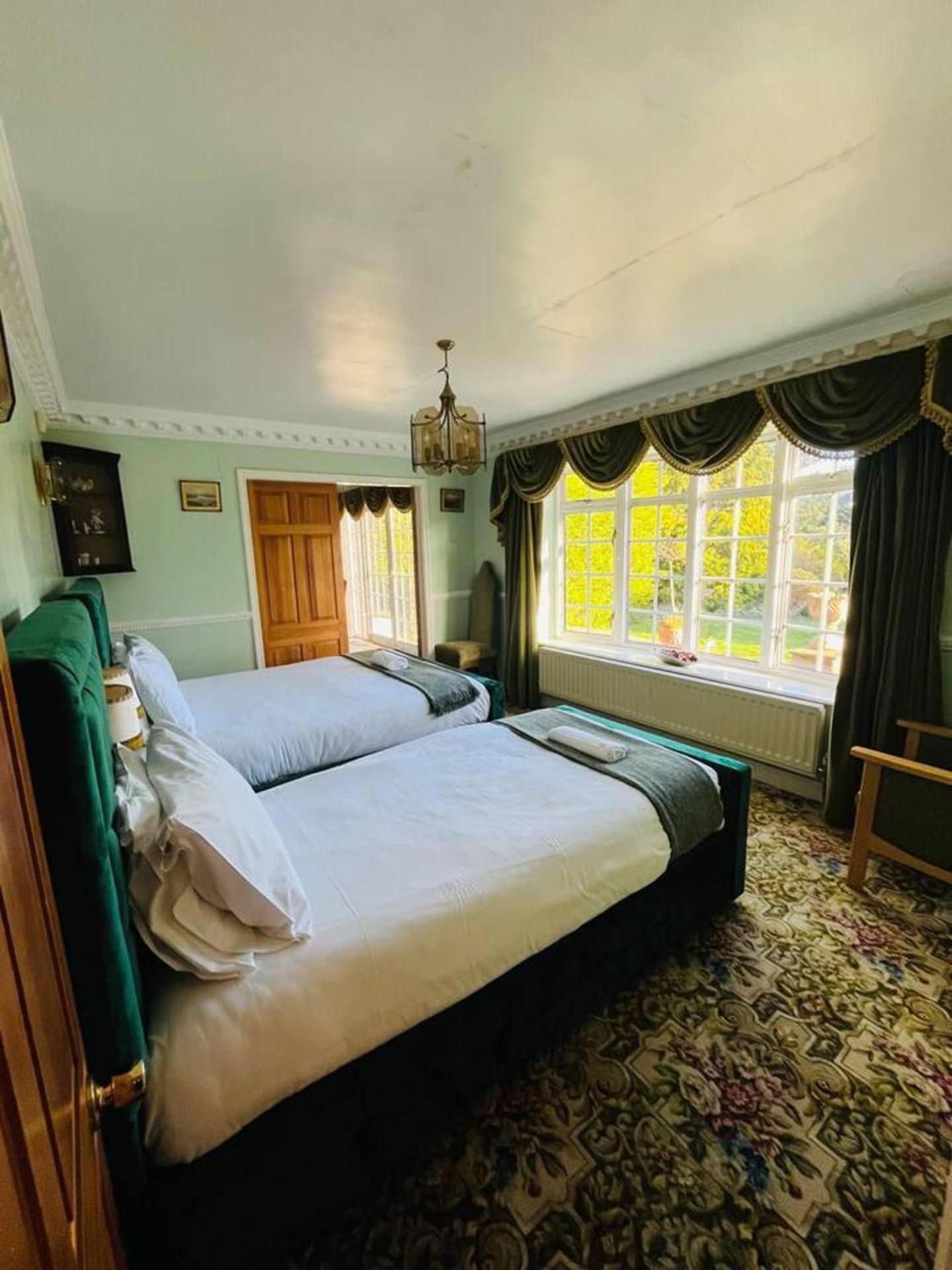 Unwind In Comfort At Cosy Caradus Free Parking Birmingham Eksteriør bilde
