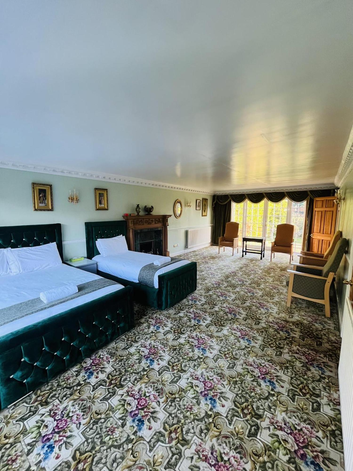 Unwind In Comfort At Cosy Caradus Free Parking Birmingham Eksteriør bilde